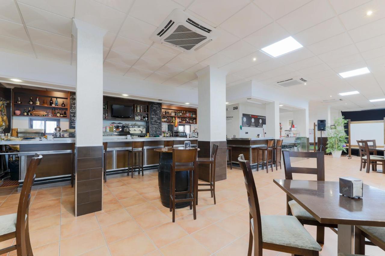 Hotel Moya Monesterio Εξωτερικό φωτογραφία